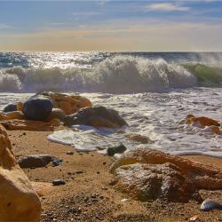 Отдых в Крыму | Яшмовый - живописный пляж для купания в открытом море