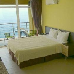 Отдых в Крыму | Легенда гостиница у моря со своим пляжем на Восточной набережной